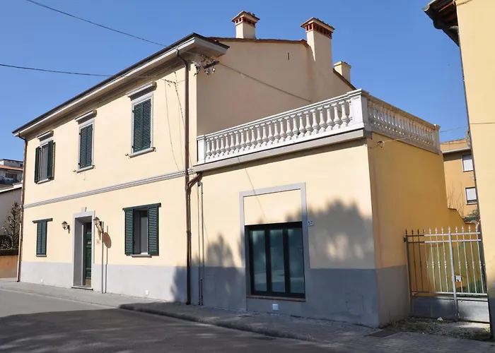 Il Mattino Ha L'Oro In BoccaAlbergo